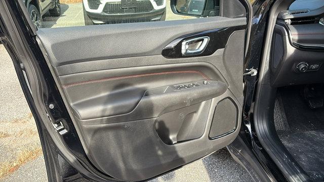 new 2026 Jeep Compass car, priced at $35,999