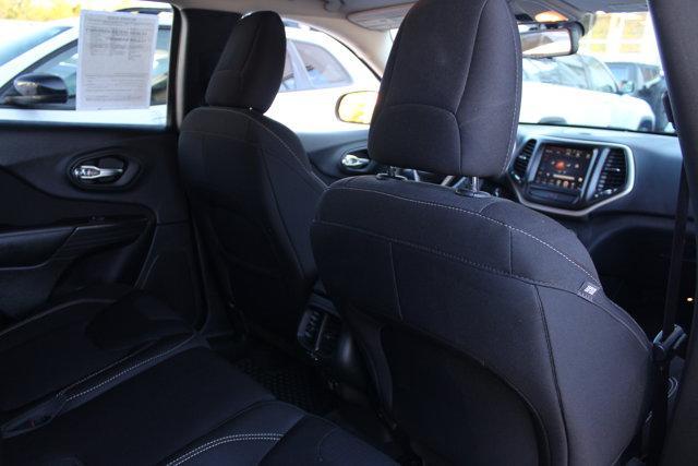 used 2015 Jeep Cherokee car, priced at $9,499