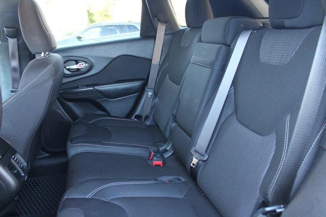 used 2015 Jeep Cherokee car, priced at $9,499