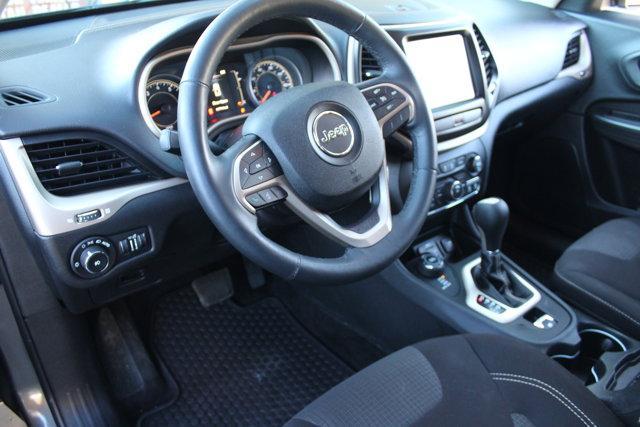 used 2015 Jeep Cherokee car, priced at $9,499
