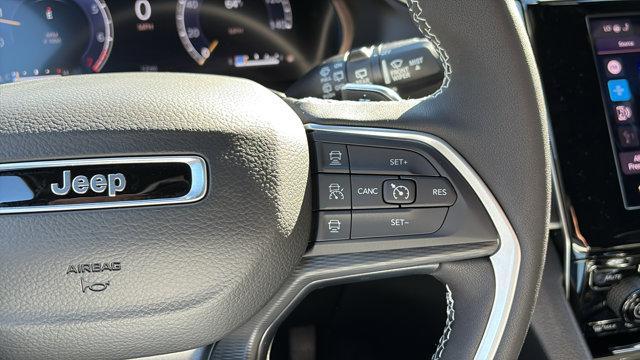 new 2025 Jeep Grand Cherokee car, priced at $46,195