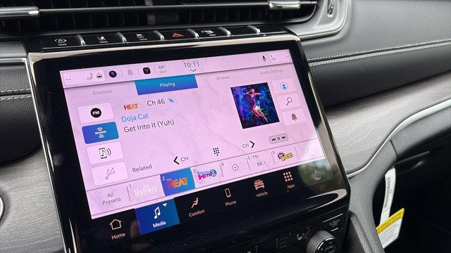 new 2025 Jeep Grand Cherokee car, priced at $49,695