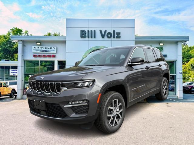 new 2025 Jeep Grand Cherokee car, priced at $50,010