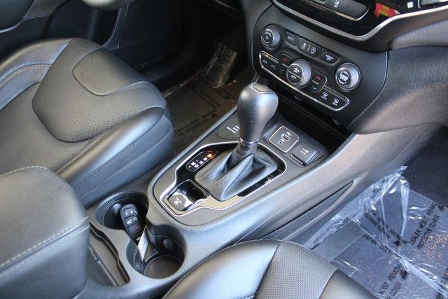 used 2022 Jeep Cherokee car, priced at $29,198