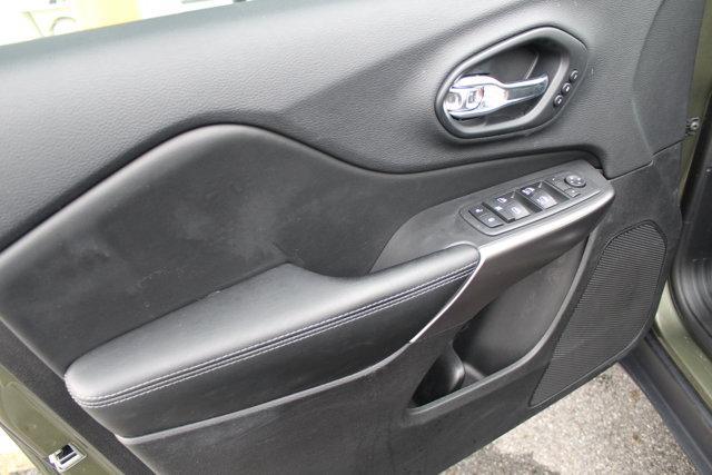 used 2019 Jeep Cherokee car, priced at $14,990