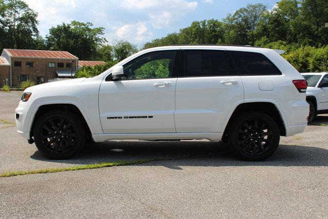 used 2022 Jeep Grand Cherokee WK car, priced at $30,217