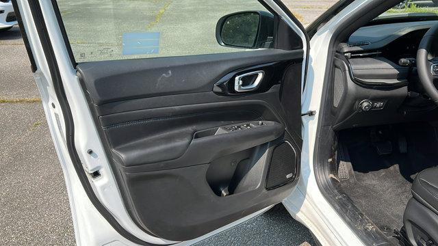 new 2025 Jeep Compass car, priced at $37,235