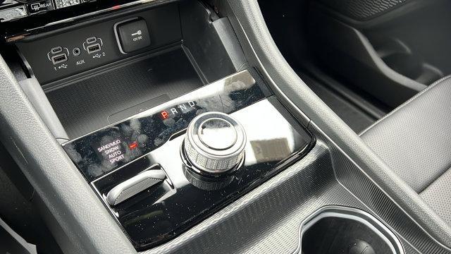 new 2025 Jeep Grand Cherokee car, priced at $52,935