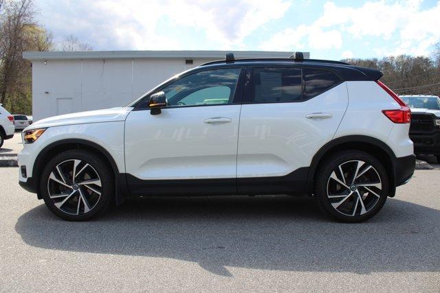 used 2020 Volvo XC40 car, priced at $26,499