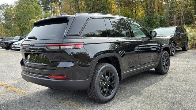 new 2025 Jeep Grand Cherokee car, priced at $45,595