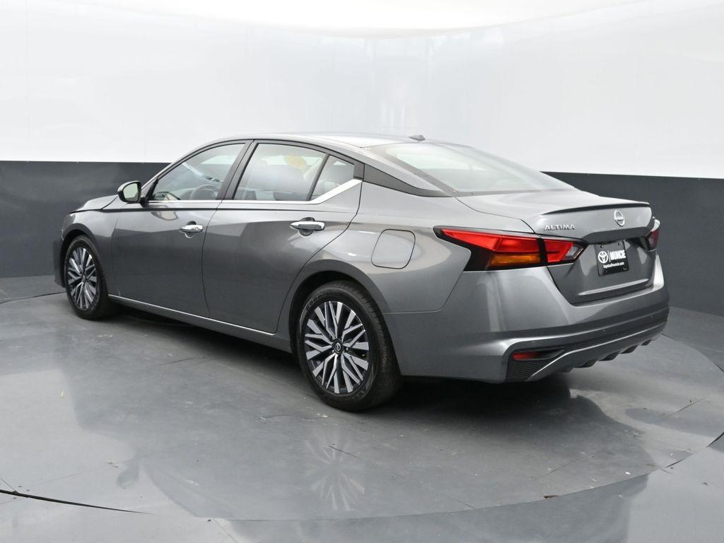 used 2023 Nissan Altima car, priced at $21,682