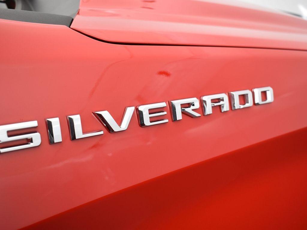used 2024 Chevrolet Silverado 1500 car, priced at $42,374