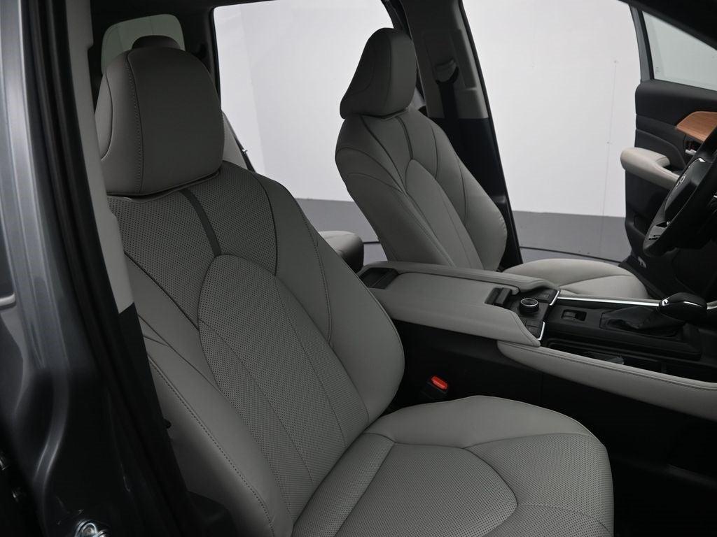 new 2026 Toyota Grand Highlander car, priced at $57,434