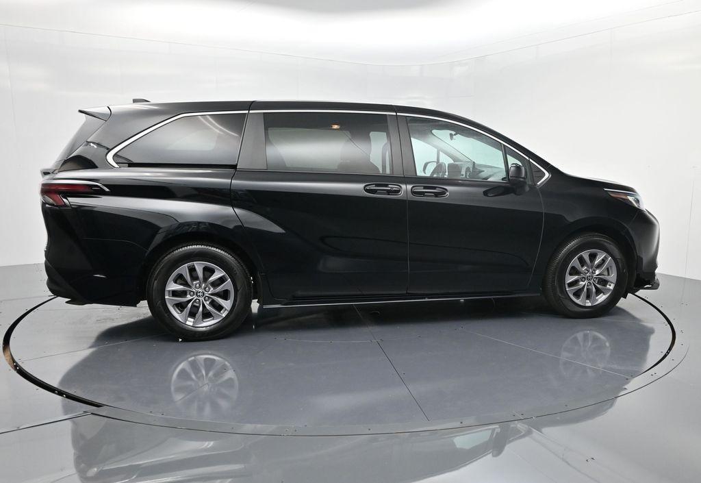 used 2023 Toyota Sienna car, priced at $29,116