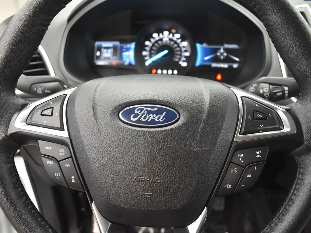 used 2024 Ford Edge car, priced at $26,593