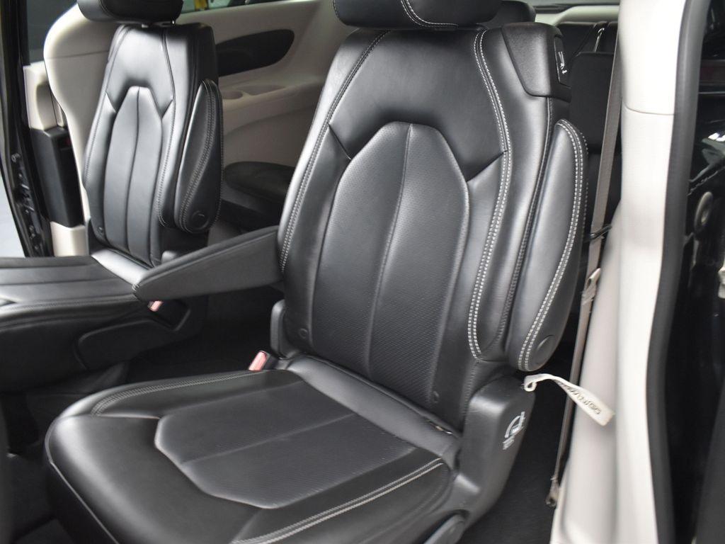 used 2023 Chrysler Pacifica car, priced at $25,749