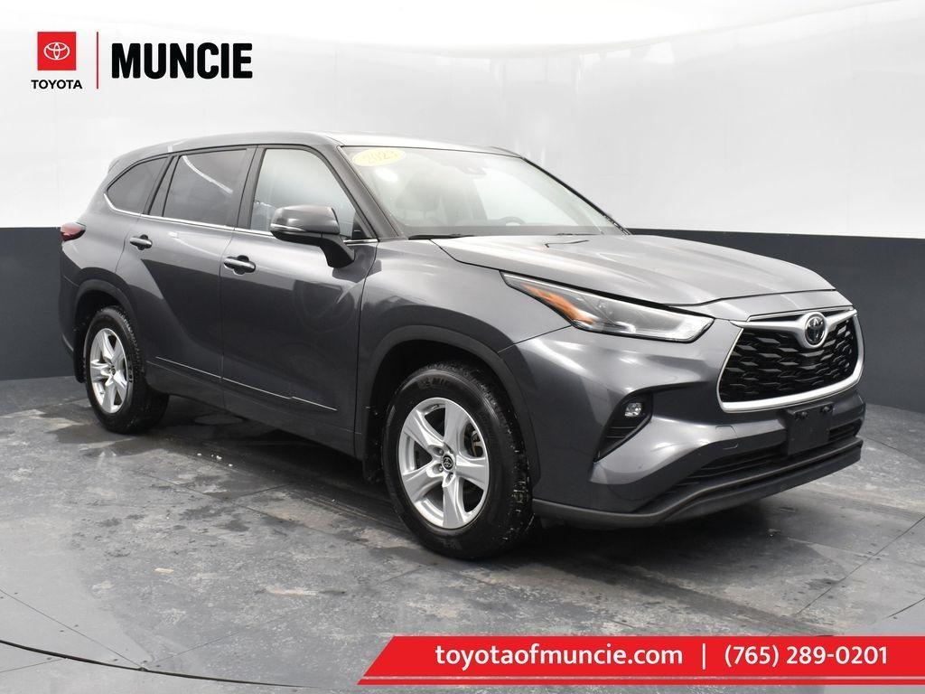 used 2023 Toyota Highlander car, priced at $31,812