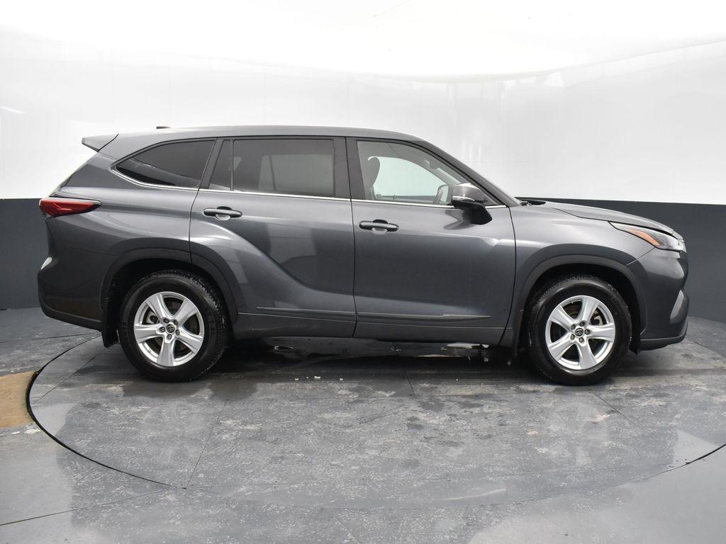 used 2023 Toyota Highlander car, priced at $31,812