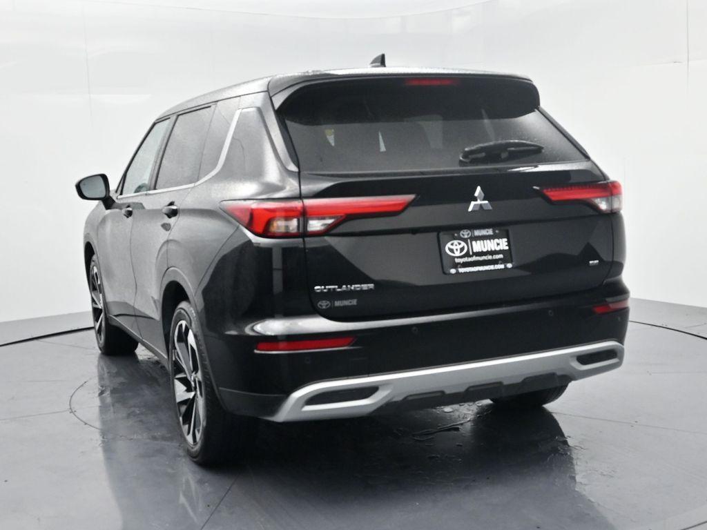 used 2024 Mitsubishi Outlander car, priced at $26,597
