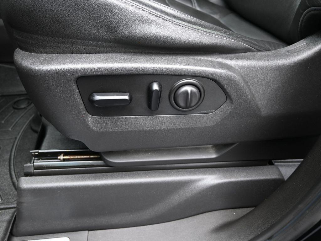 used 2020 GMC Sierra 1500 car, priced at $41,088