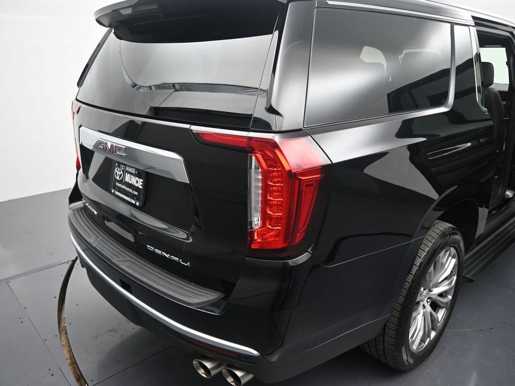 used 2021 GMC Yukon XL car, priced at $43,464