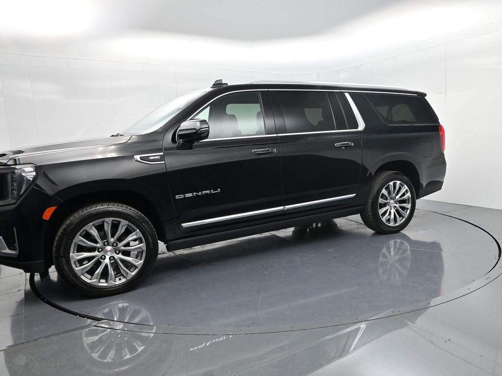 used 2021 GMC Yukon XL car, priced at $43,464