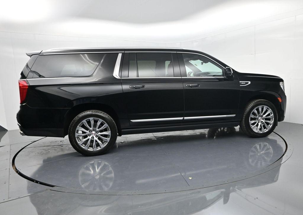 used 2021 GMC Yukon XL car, priced at $43,464