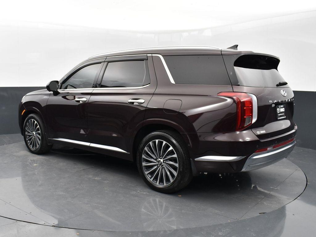 used 2024 Hyundai Palisade car, priced at $45,149