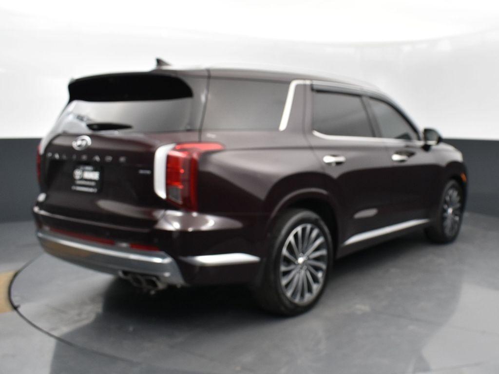 used 2024 Hyundai Palisade car, priced at $45,149