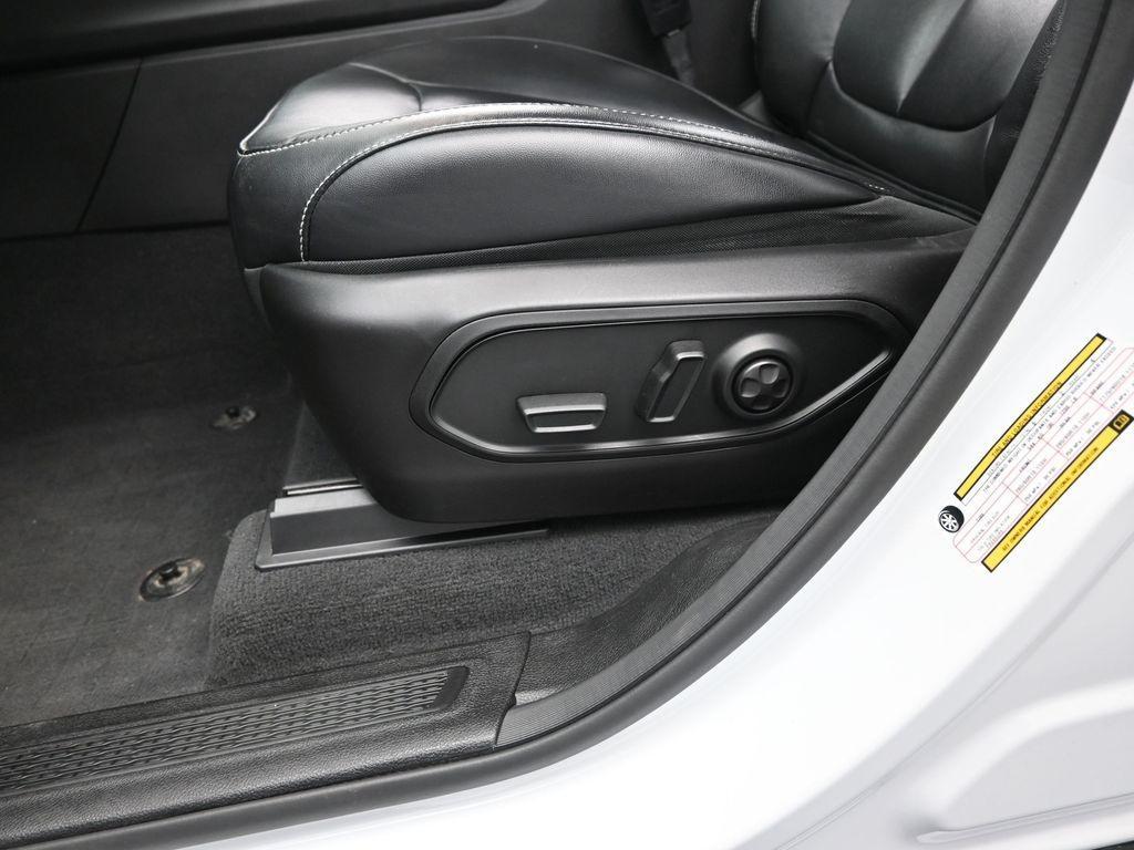 used 2022 Jeep Grand Cherokee L car, priced at $31,824