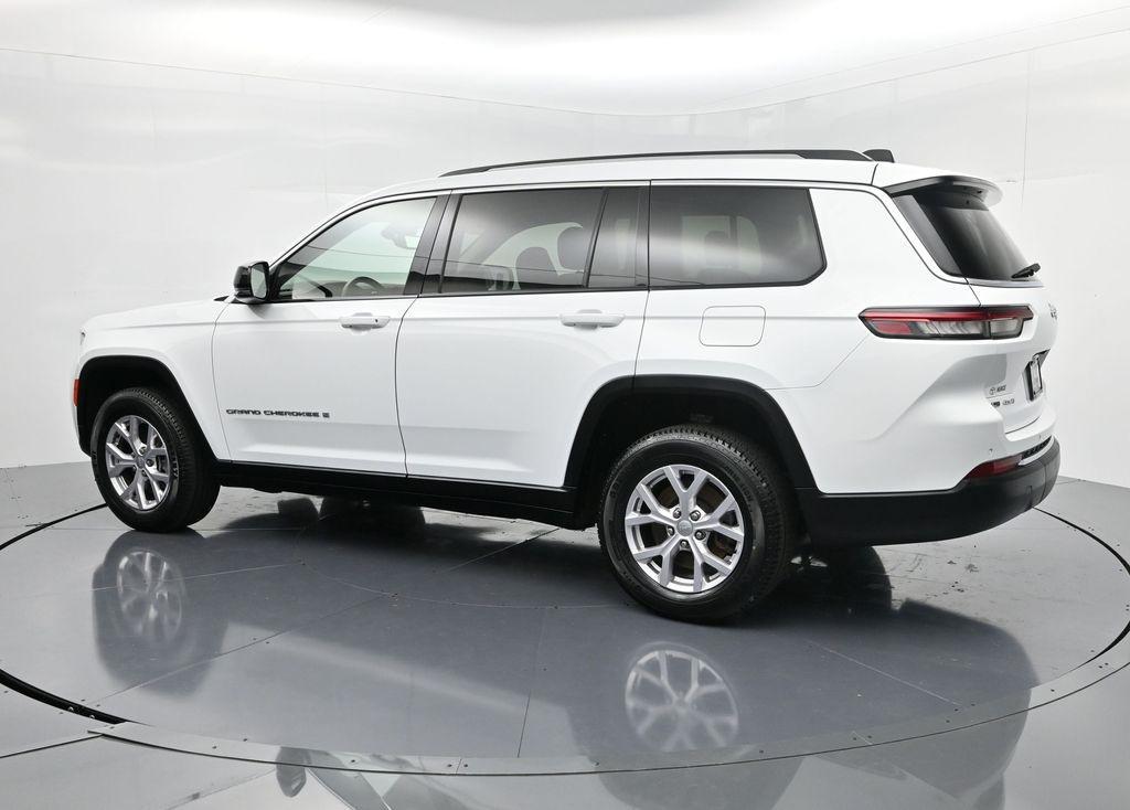 used 2022 Jeep Grand Cherokee L car, priced at $31,824