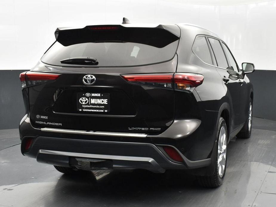 used 2021 Toyota Highlander car, priced at $38,765