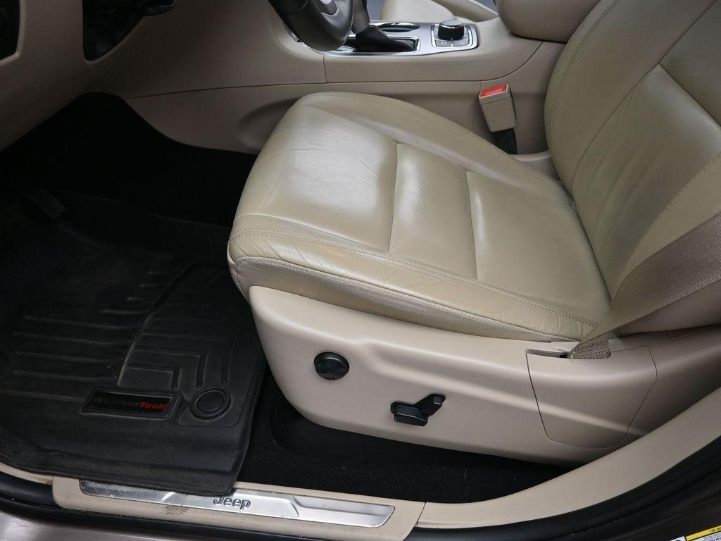 used 2020 Jeep Grand Cherokee car, priced at $29,069