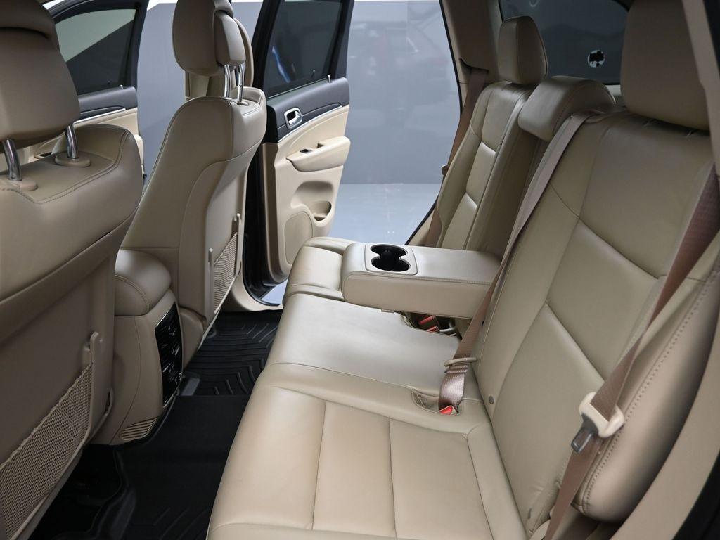 used 2020 Jeep Grand Cherokee car, priced at $29,069