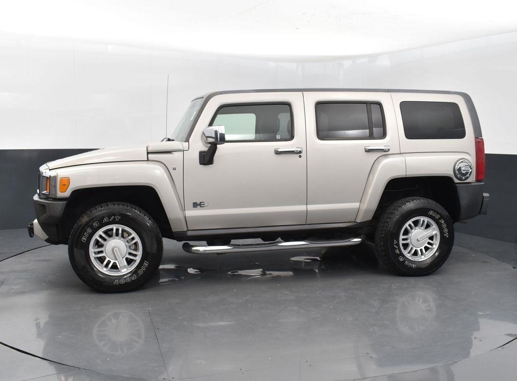 used 2008 Hummer H3 car, priced at $9,999