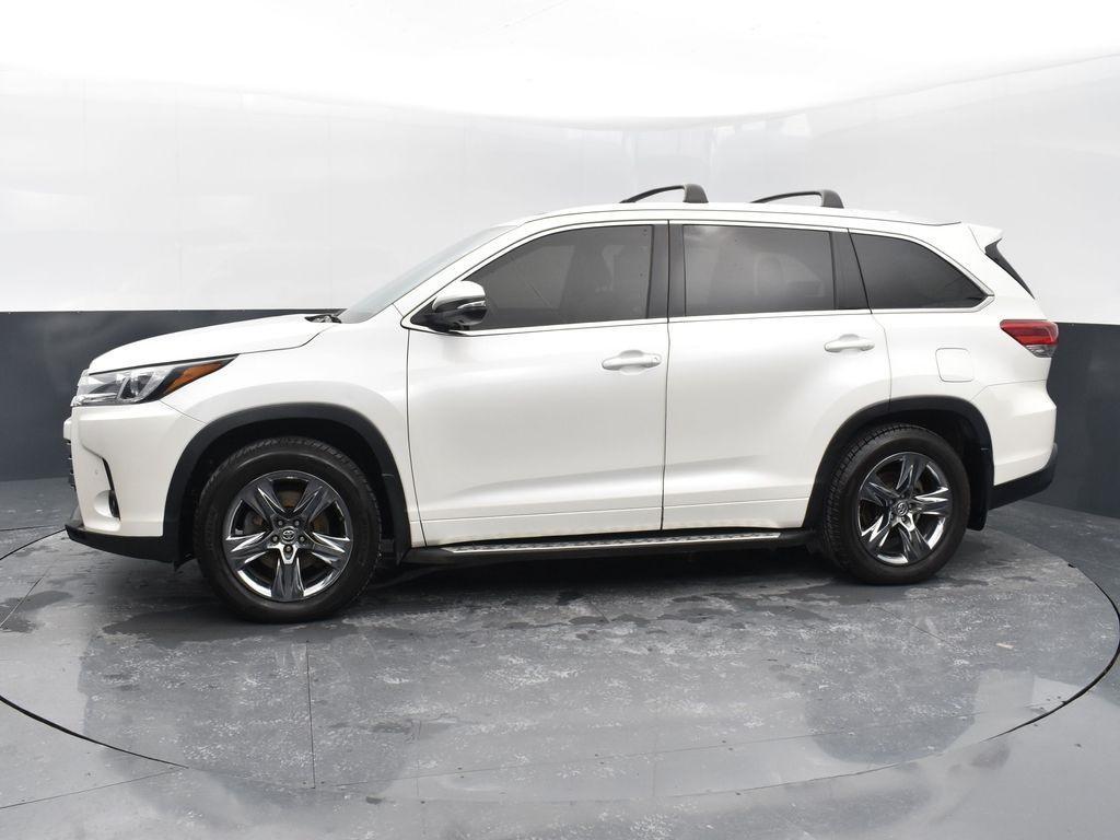 used 2019 Toyota Highlander car, priced at $24,657