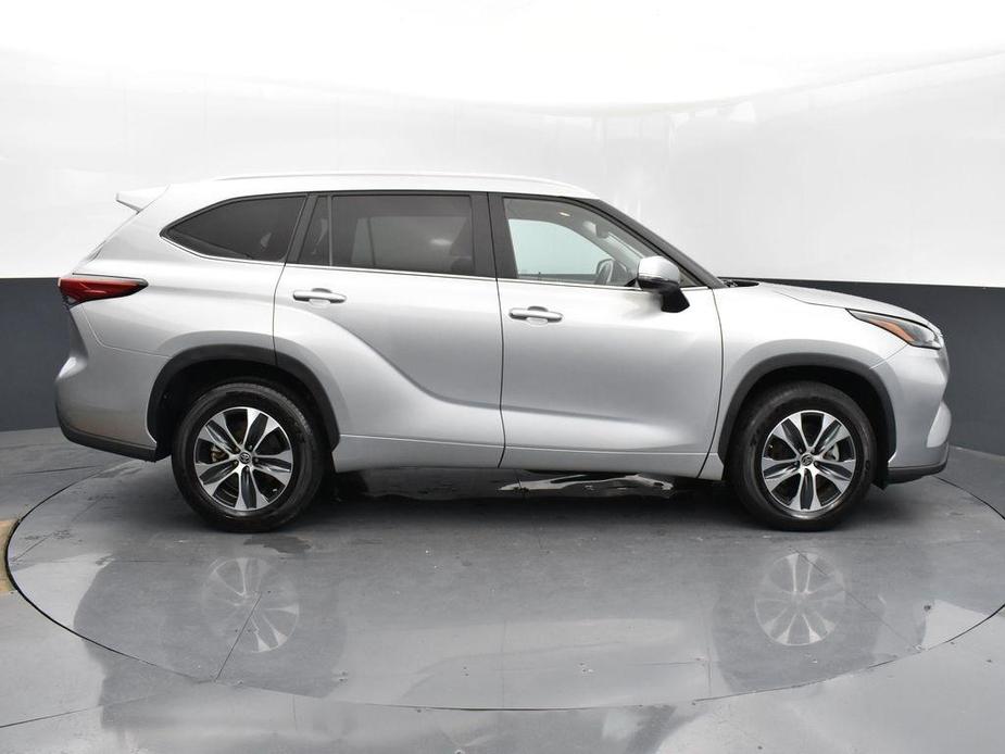 used 2023 Toyota Highlander car, priced at $39,412