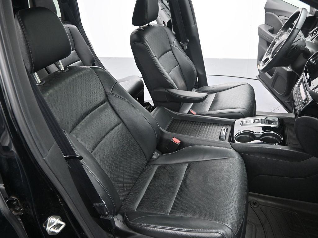 used 2020 Honda Passport car, priced at $27,228