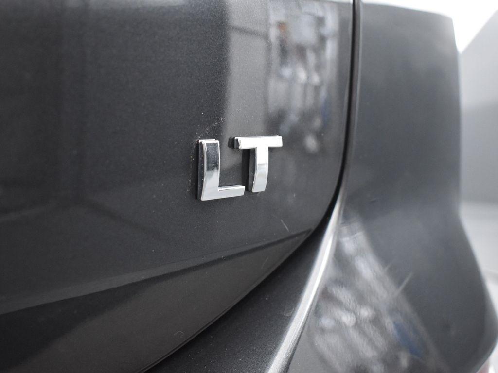 used 2023 Chevrolet Equinox car, priced at $24,235