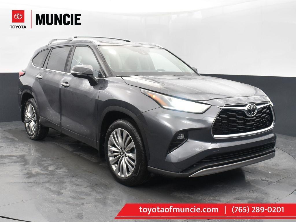 used 2023 Toyota Highlander car, priced at $48,692