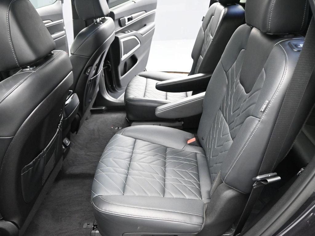 used 2025 Kia Telluride car, priced at $46,309