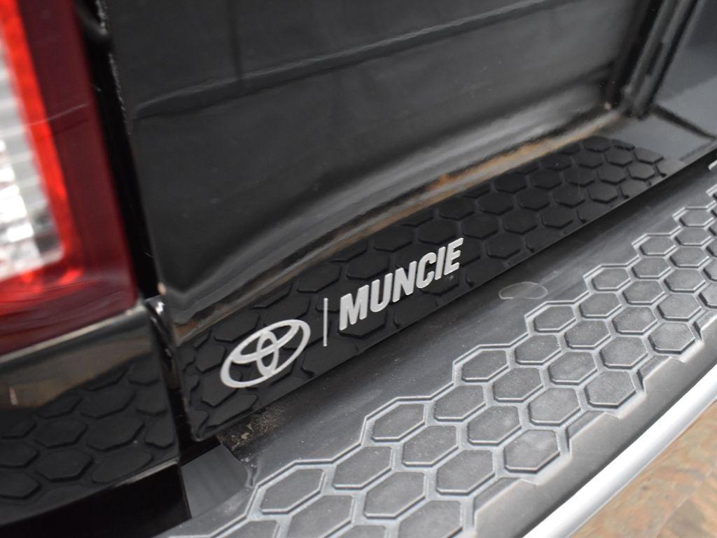 used 2014 Ram 1500 car, priced at $17,174