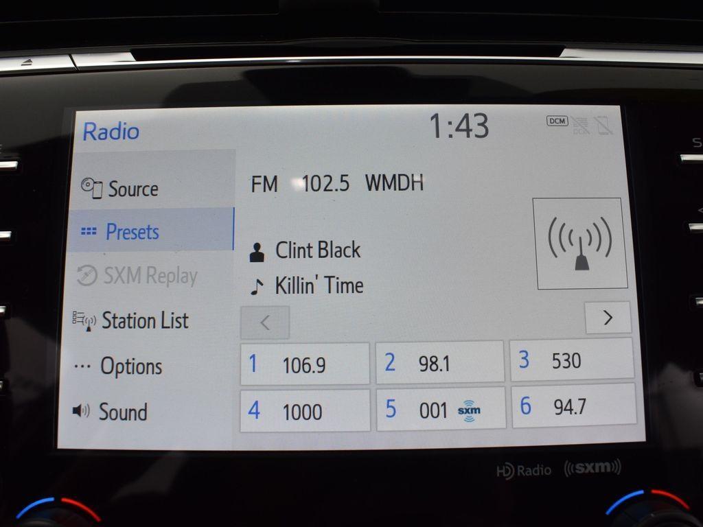 used 2019 Toyota Camry Hybrid car, priced at $23,817