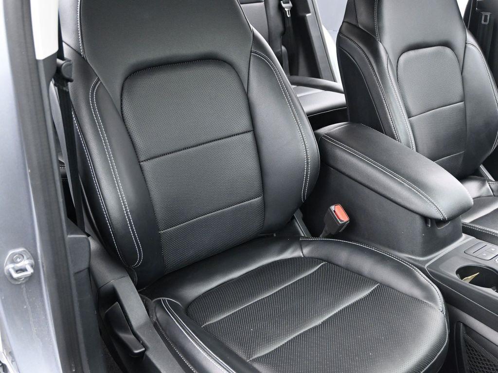 used 2022 Ford Escape car, priced at $25,324