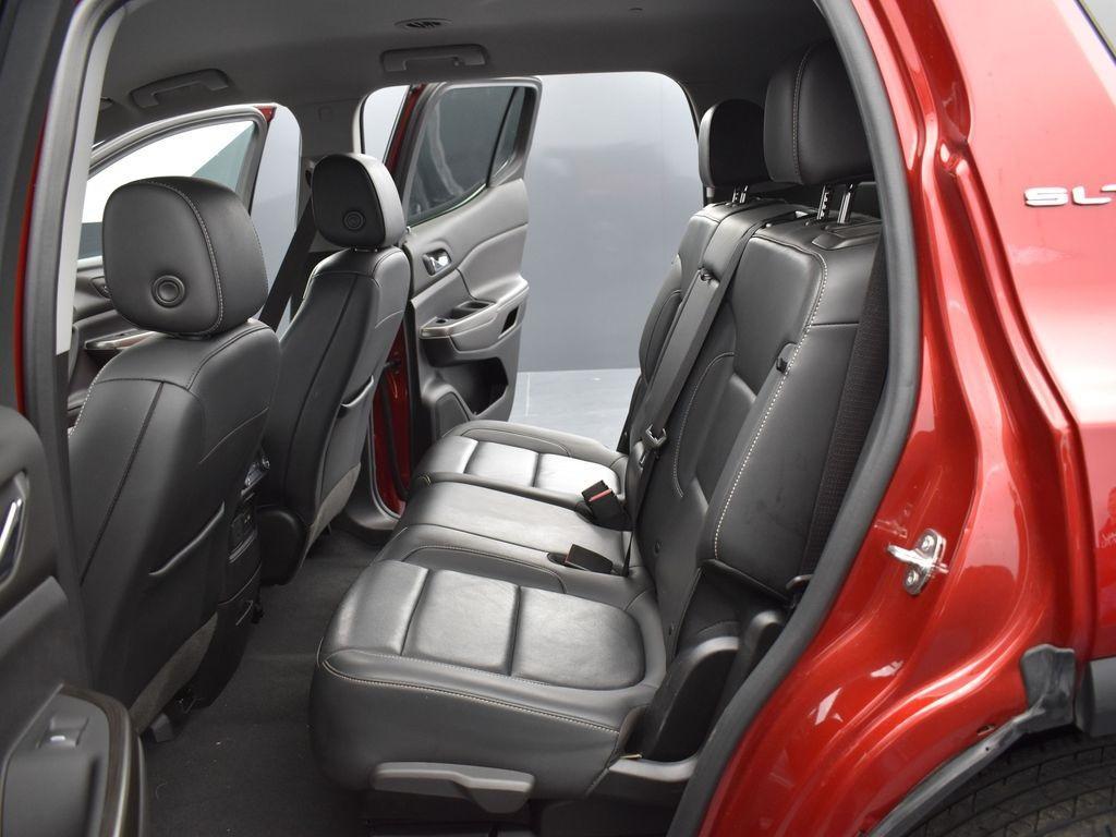 used 2023 GMC Acadia car, priced at $30,061