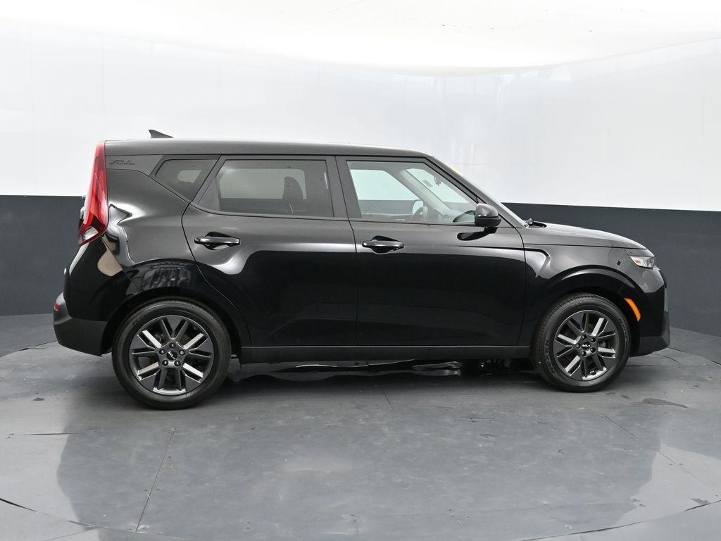 used 2022 Kia Soul car, priced at $19,268