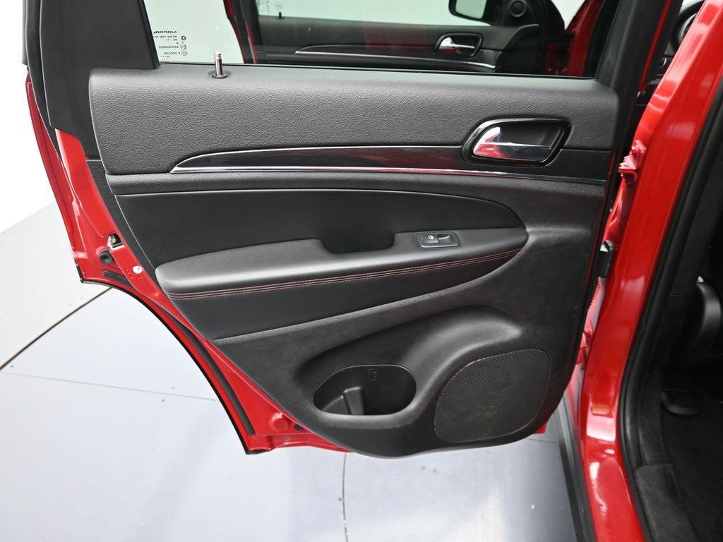 used 2021 Jeep Grand Cherokee car, priced at $29,467