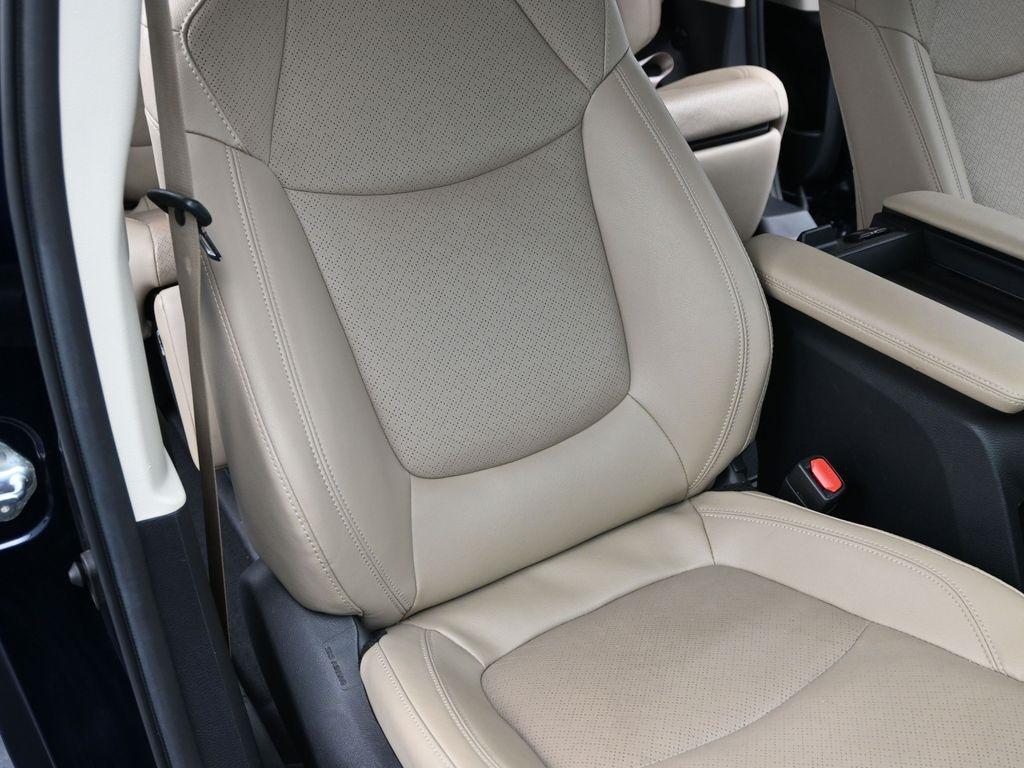 used 2024 Toyota Sienna car, priced at $50,495