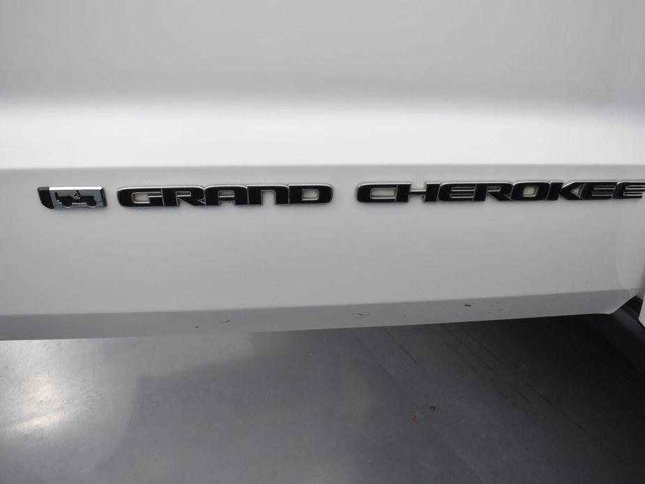 used 2022 Jeep Grand Cherokee WK car, priced at $25,489