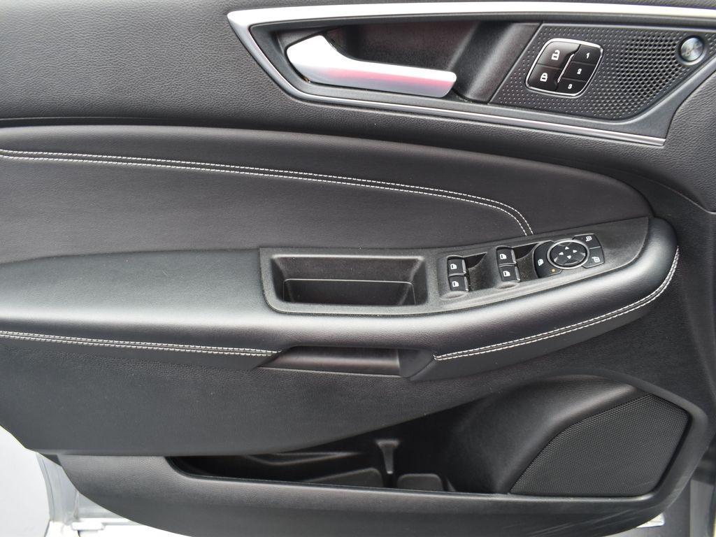 used 2024 Ford Edge car, priced at $32,987
